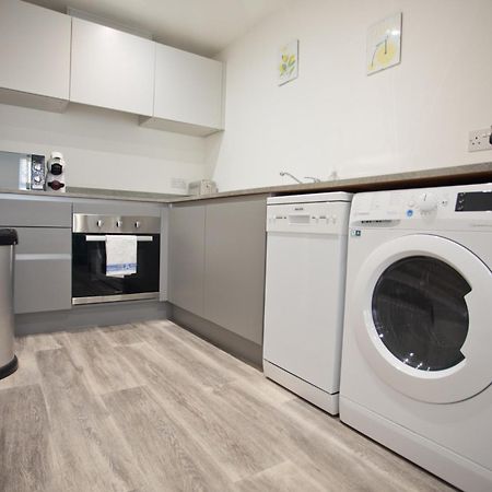 Sea Air - 2 Bedrooms - Parking - Mins To Beach Bournemouth Bagian luar foto