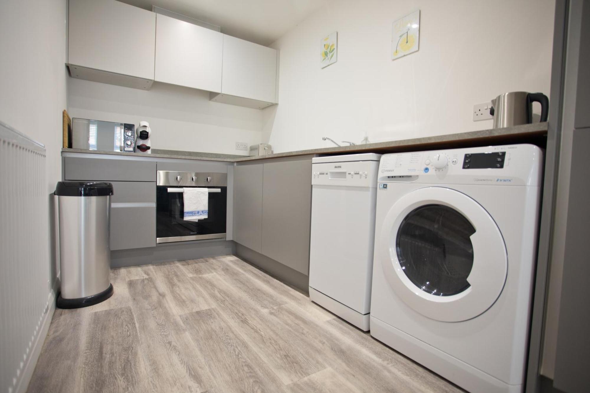 Sea Air - 2 Bedrooms - Parking - Mins To Beach Bournemouth Bagian luar foto